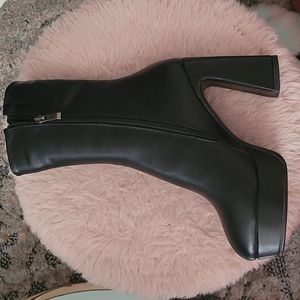 Black vegan leather Mid-calf boots